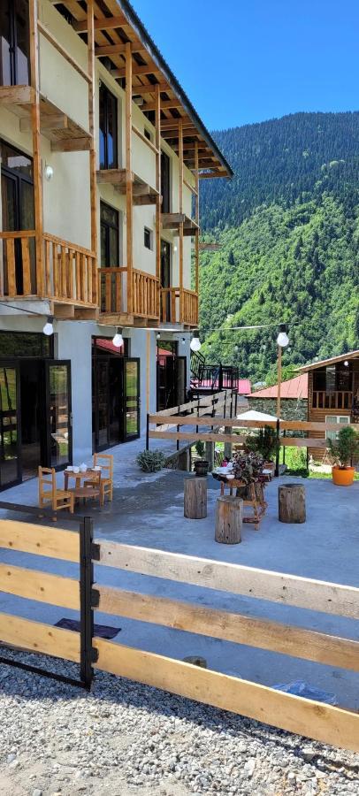Guest House Guli 메스티아 외부 사진