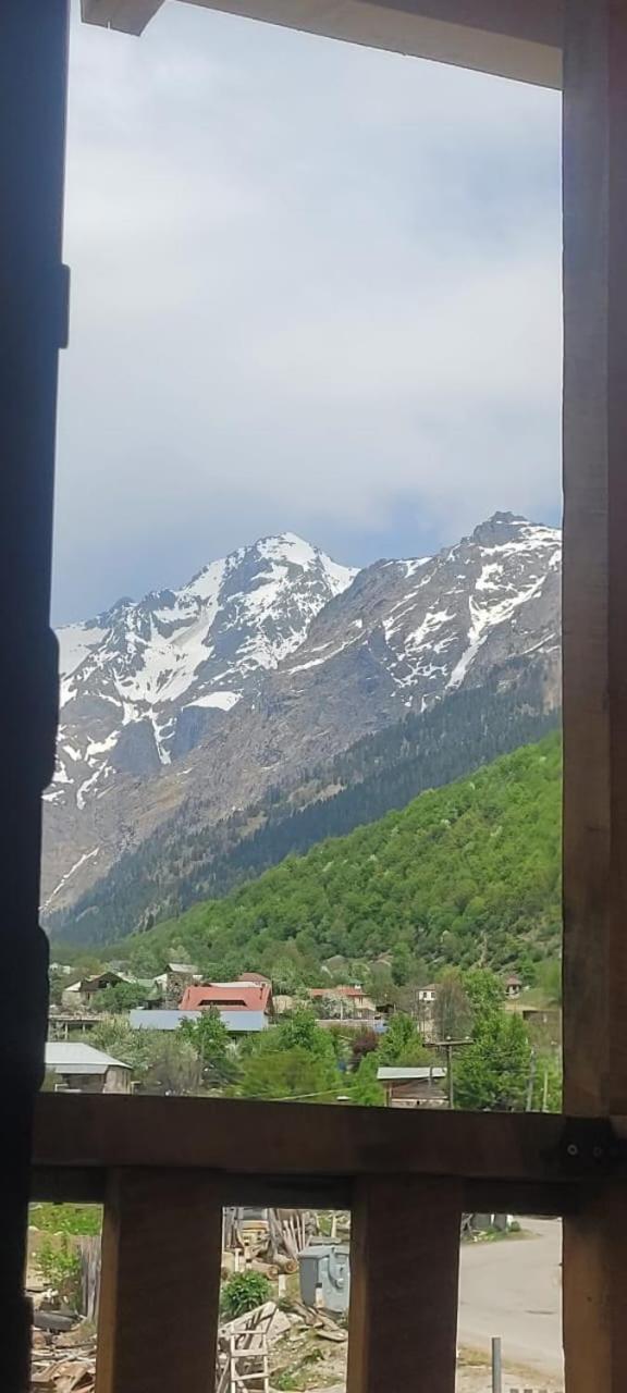 Guest House Guli 메스티아 외부 사진