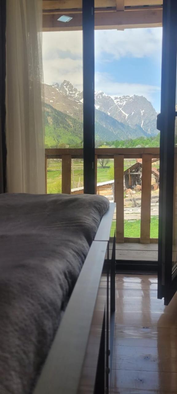 Guest House Guli 메스티아 외부 사진