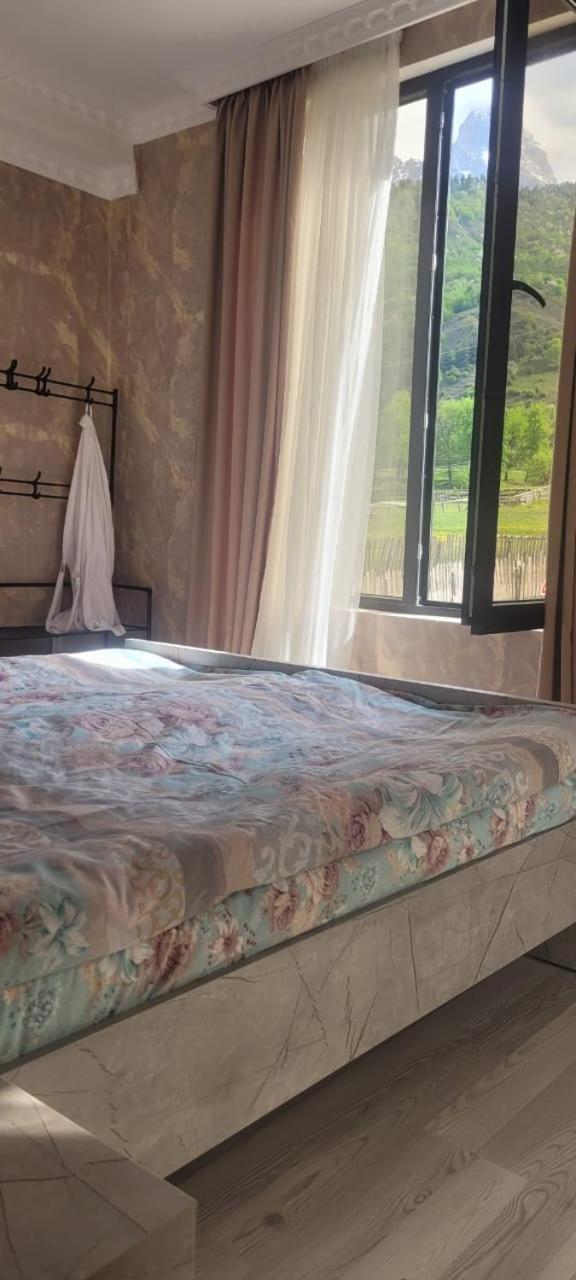 Guest House Guli 메스티아 객실 사진